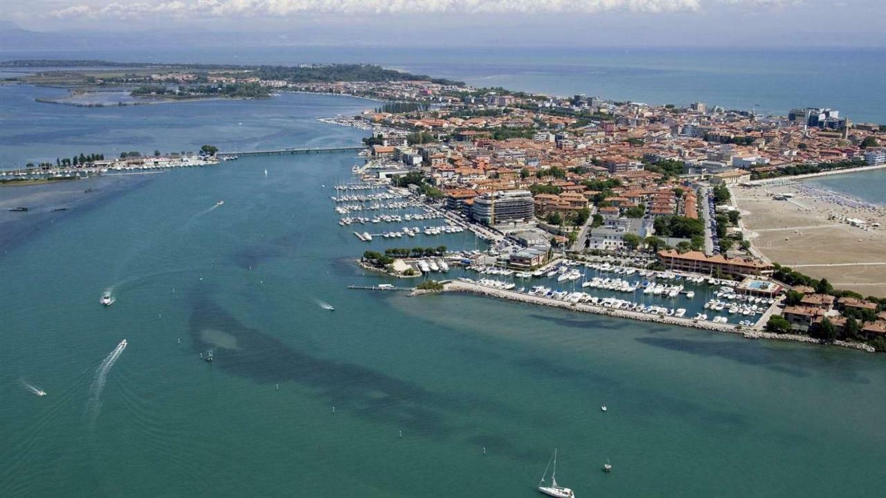 Appartamento Perco Riva Slataper Grado Bagian luar foto