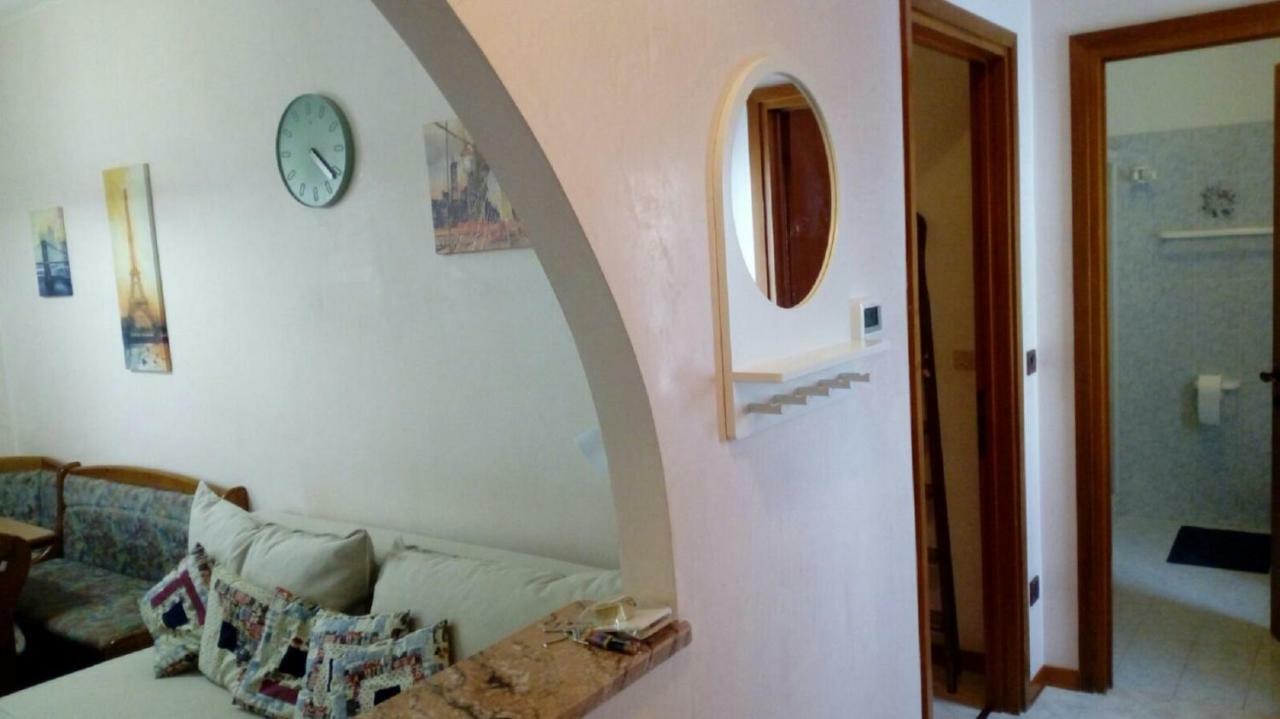 Appartamento Perco Riva Slataper Grado Bagian luar foto
