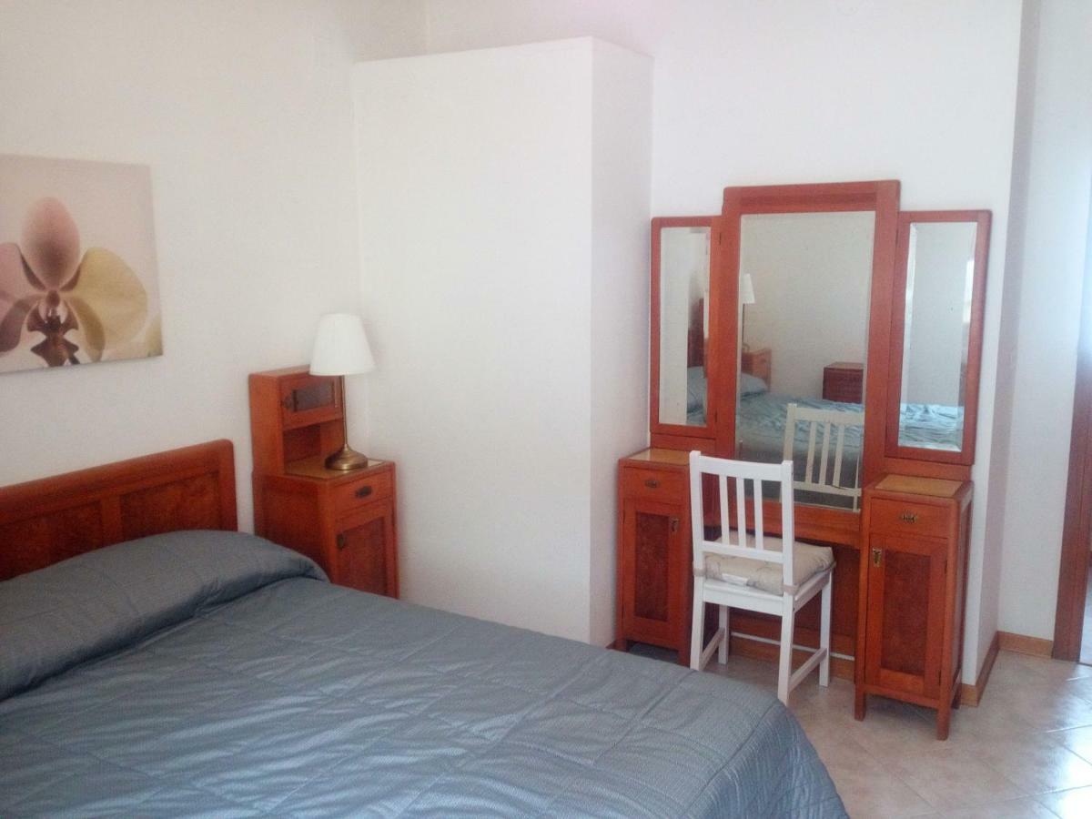 Appartamento Perco Riva Slataper Grado Bagian luar foto