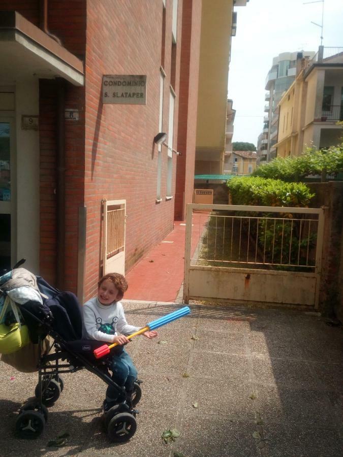 Appartamento Perco Riva Slataper Grado Bagian luar foto