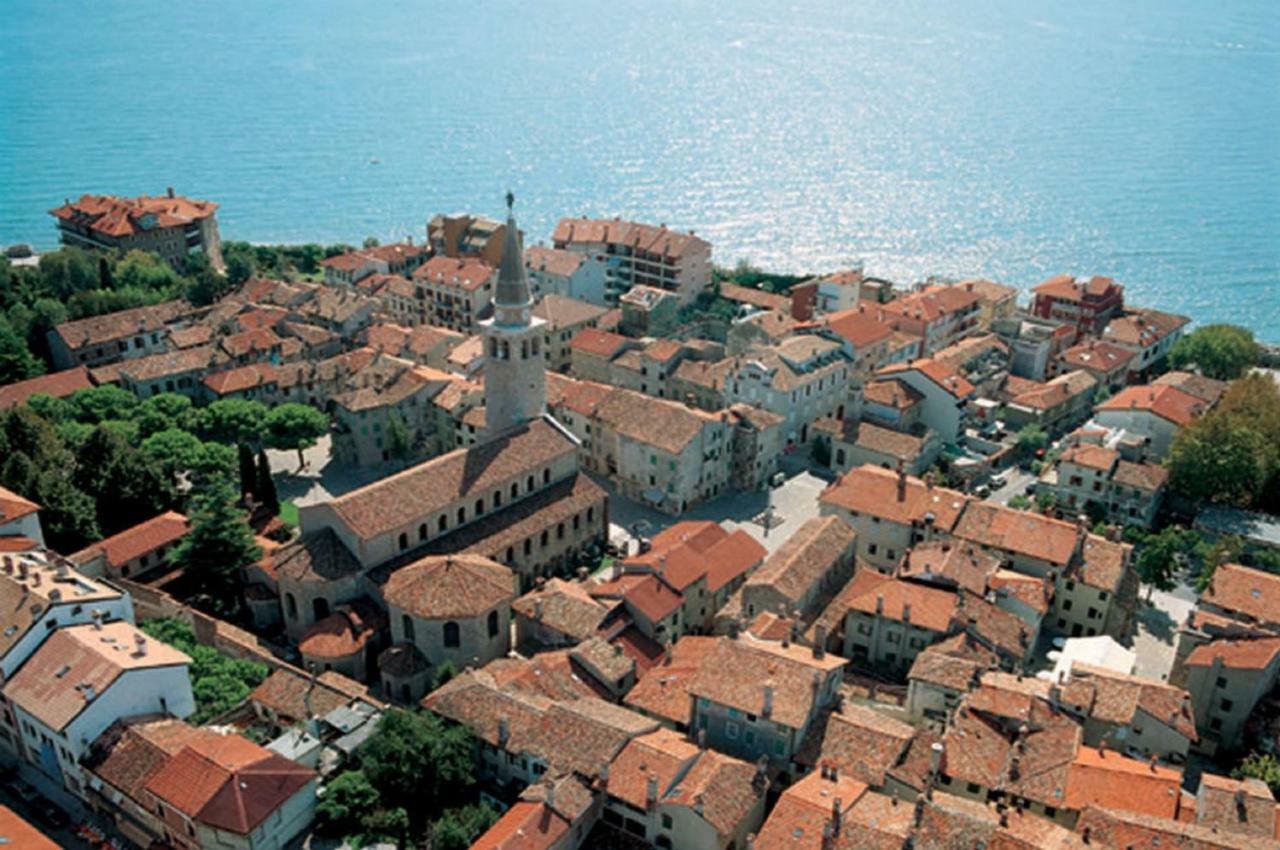 Appartamento Perco Riva Slataper Grado Bagian luar foto